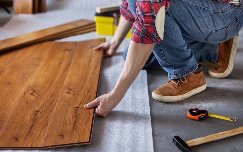 Mucki Bodenleger & Estrich